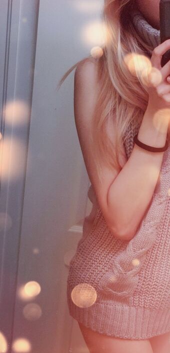 SkittyKat Naakte Lekken OnlyFans Foto 6