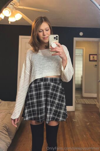 sleepysummer Naakte Lekken OnlyFans Foto 35
