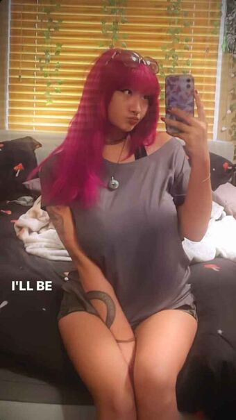 Snailsquee Naakte Lekken OnlyFans Foto 3