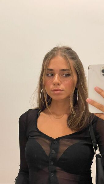 Sofia Barbosa Naakte Lekken OnlyFans Foto 31