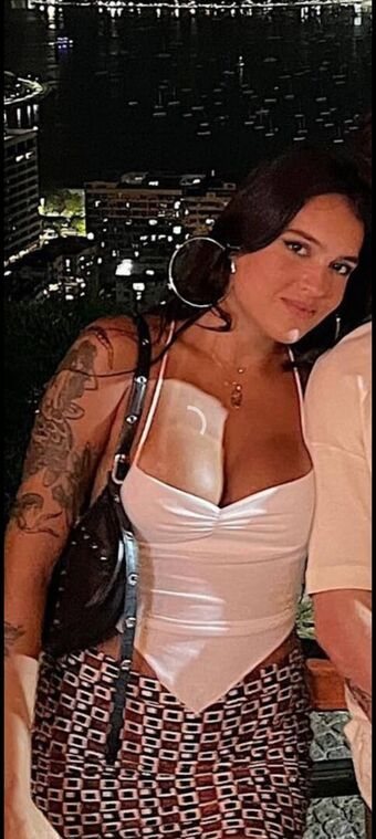 Sofia Martins Naakte Lekken OnlyFans Foto 9