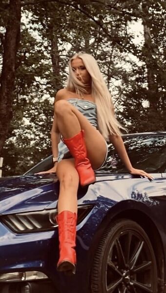Sofia McDonald Naakte Lekken OnlyFans Foto 19