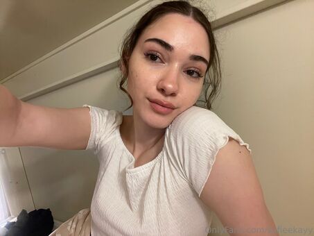 Sofie Kay Naakte Lekken OnlyFans Foto 4