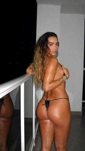 Sommer Ray