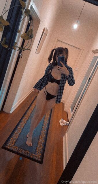 spookibooo Naakte Lekken OnlyFans Foto 17