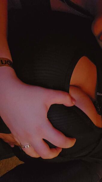SquishyBf Naakte Lekken OnlyFans Foto 12