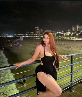 Stephanie Hernandez Naakte Lekken OnlyFans Foto 4