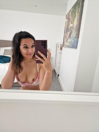 Summer Fox Naakte Lekken OnlyFans Foto 19
