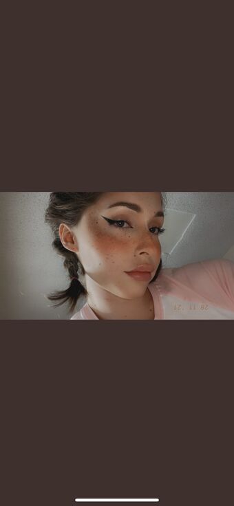 Summer James Naakte Lekken OnlyFans Foto 1