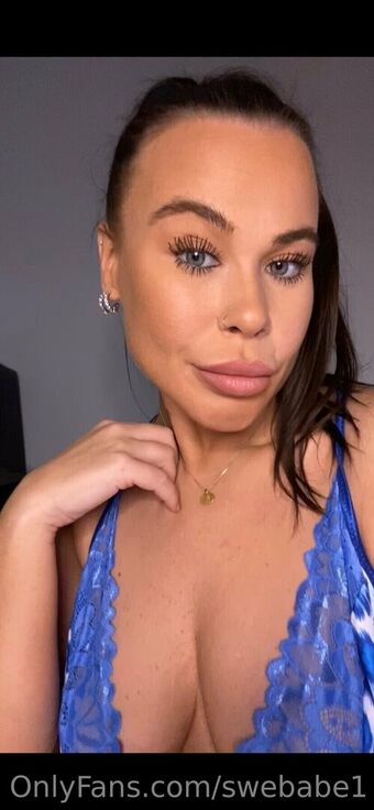 SweBabe1 Naakte Lekken OnlyFans Foto 43