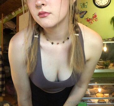 Sweeety Naakte Lekken OnlyFans Foto 27