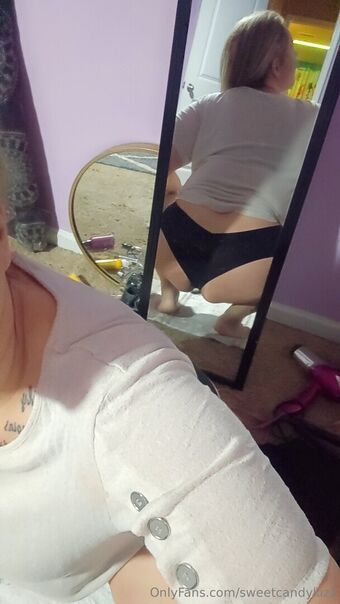 sweetcandykizz Naakte Lekken OnlyFans Foto 19