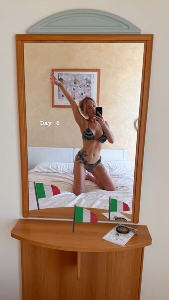 Tegan Verheul Naakte Lekken OnlyFans Foto 2