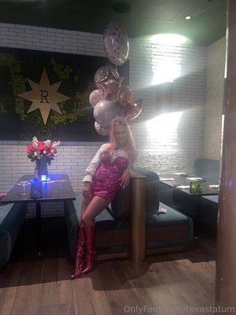 texastatum Naakte Lekken OnlyFans Foto 32