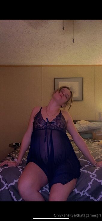 that1gamergrl Naakte Lekken OnlyFans Foto 2