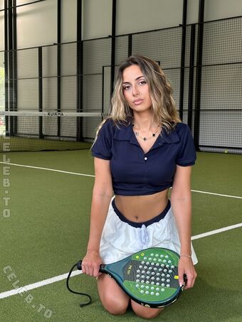 tiffanyana Naakte Lekken OnlyFans Foto 36