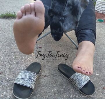 tinytoetracy Naakte Lekken OnlyFans Foto 10