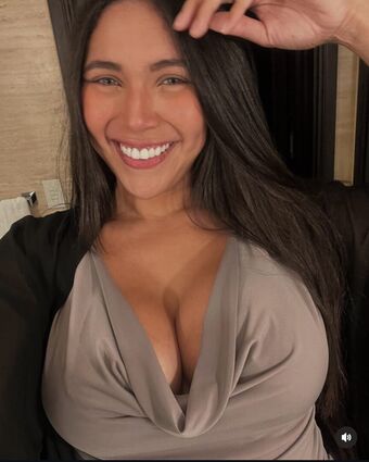 tumaiporsiacaso Naakte Lekken OnlyFans Foto 2