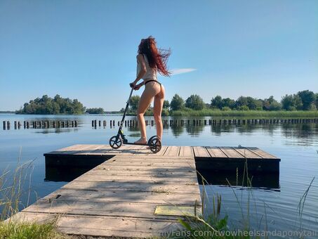 Twowheelsandponytail