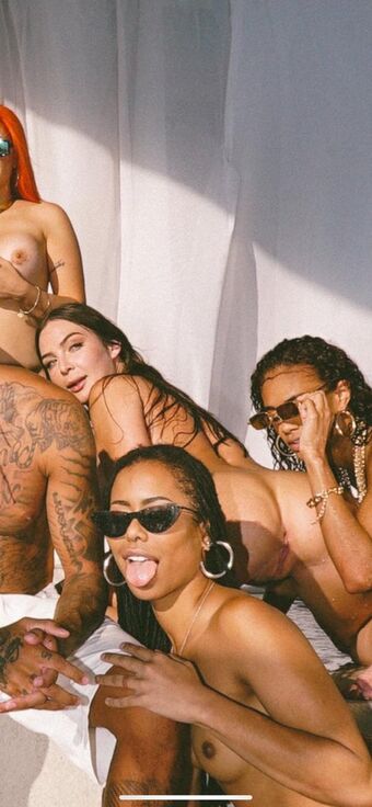 Tyga Naakte Lekken OnlyFans Foto 32
