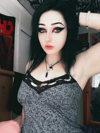 __vadaaaa Naakte Lekken OnlyFans Foto 2