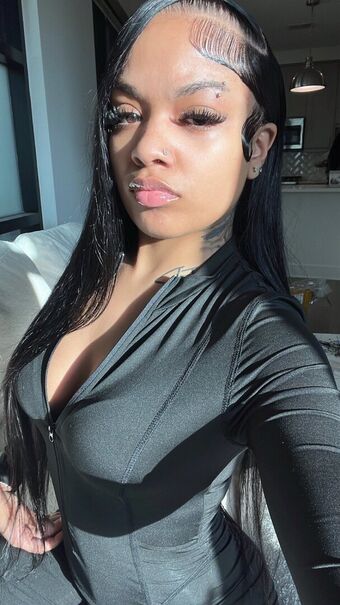 Vaeredd Naakte Lekken OnlyFans Foto 5