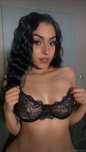 Valrxvn Naakte Lekken OnlyFans Foto 27