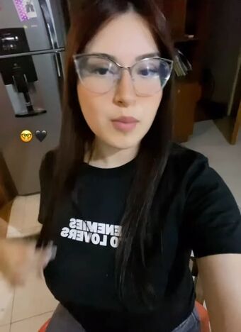 Valuu  Naakte Lekken OnlyFans Foto 15
