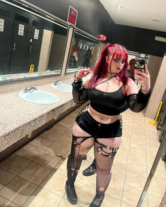 vampiref0ckerr Naakte Lekken OnlyFans Foto 6