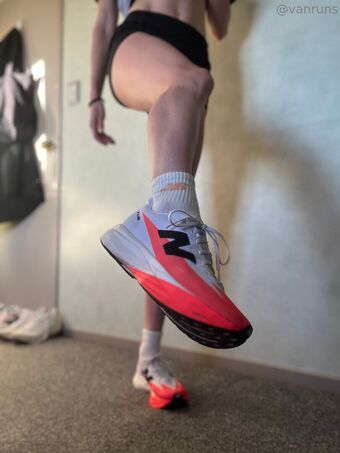 vanruns Naakte Lekken OnlyFans Foto 19