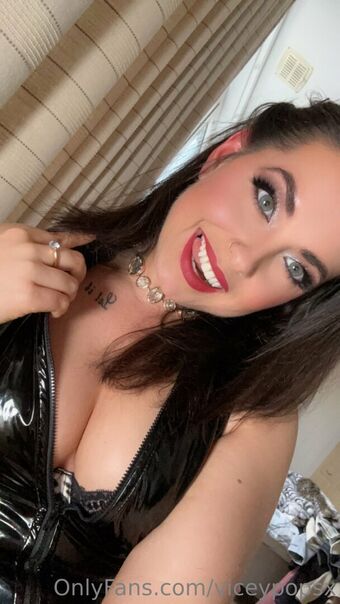 viceypopsx Naakte Lekken OnlyFans Foto 18
