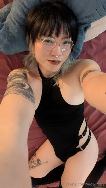 vicwingly Naakte Lekken OnlyFans Foto 11