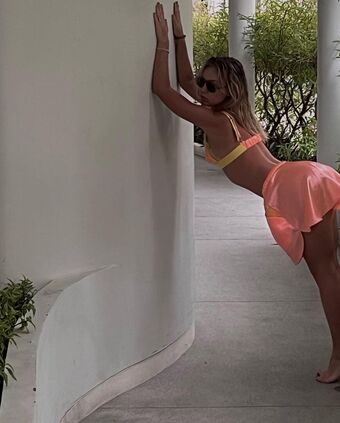 Viktoriya Agalakova Naakte Lekken OnlyFans Foto 15