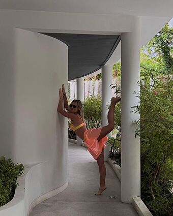 Viktoriya Agalakova Naakte Lekken OnlyFans Foto 16