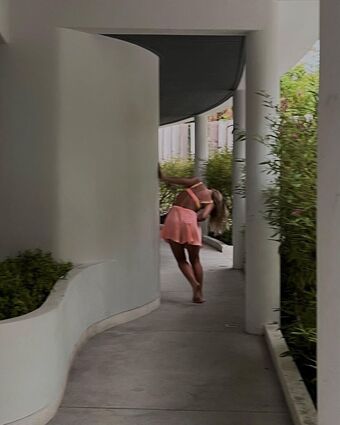 Viktoriya Agalakova Naakte Lekken OnlyFans Foto 17