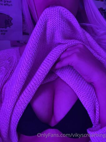 Vikyscreaming Naakte Lekken OnlyFans Foto 18