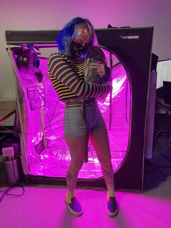 voidxway Naakte Lekken OnlyFans Foto 17