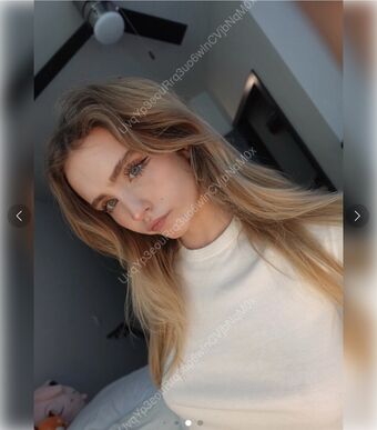 weetch Naakte Lekken OnlyFans Foto 34