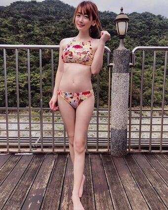 Weiwei610 Naakte Lekken OnlyFans Foto 1