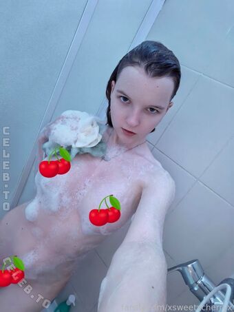 xsweetxcherryx Naakte Lekken OnlyFans Foto 91