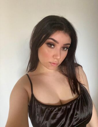 Yazzi Naakte Lekken OnlyFans Foto 36