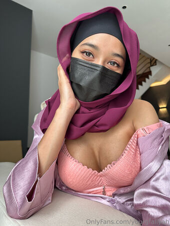 yourgfaliyah Naakte Lekken OnlyFans Foto 59