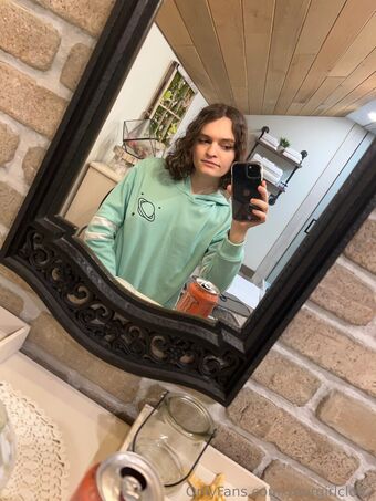 yourgirlclo02 Naakte Lekken OnlyFans Foto 16